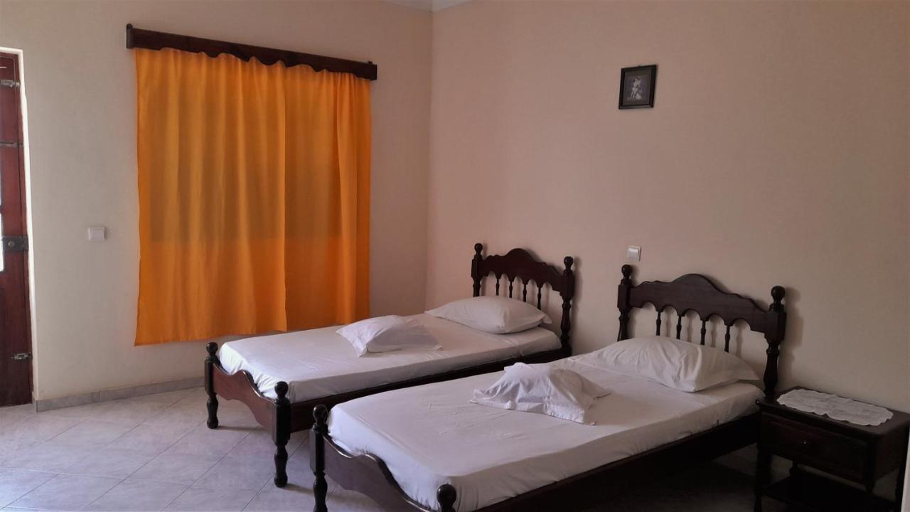 Residencial Rosa Criola Bed and Breakfast Σαλ Ρέι Εξωτερικό φωτογραφία